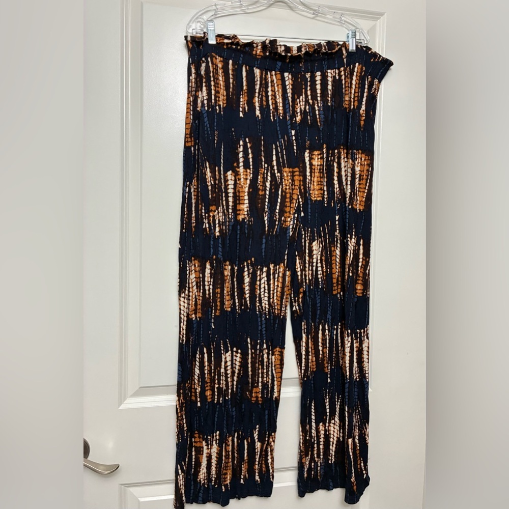 NWOT Stylish Wide Leg Pants in Navy and Brown